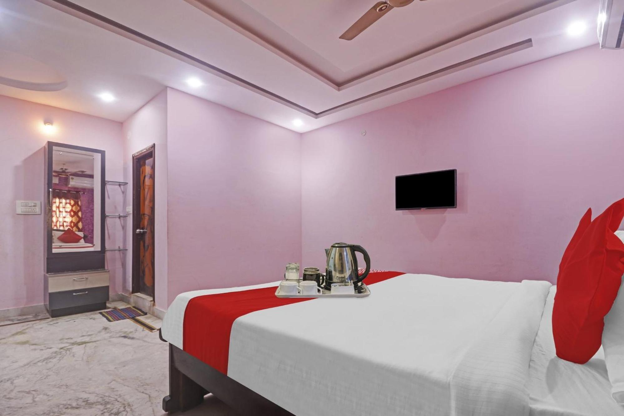 Hotel O Royal Stay Near Mantra Mall Haidar Sahibguda Bagian luar foto